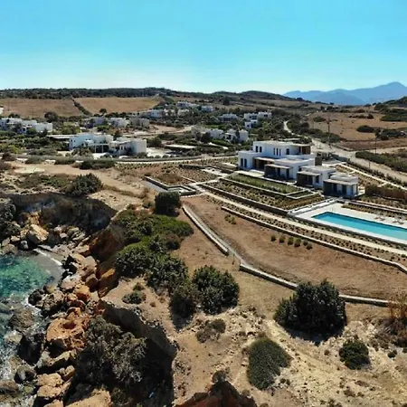 Villa Zenon - Ideal For 14 People With A Spectacular View *