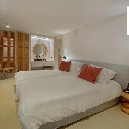 Villa Zenon - Ideal For 14 People With A Spectacular View Parikia (Paros)