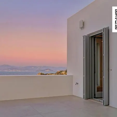 Zenon - Ideal For 14 People With A Spectacular View Villa