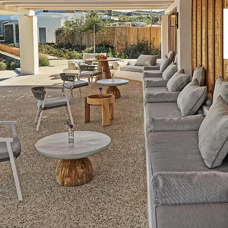 Zenon - Ideal For 14 People With A Spectacular View Villa